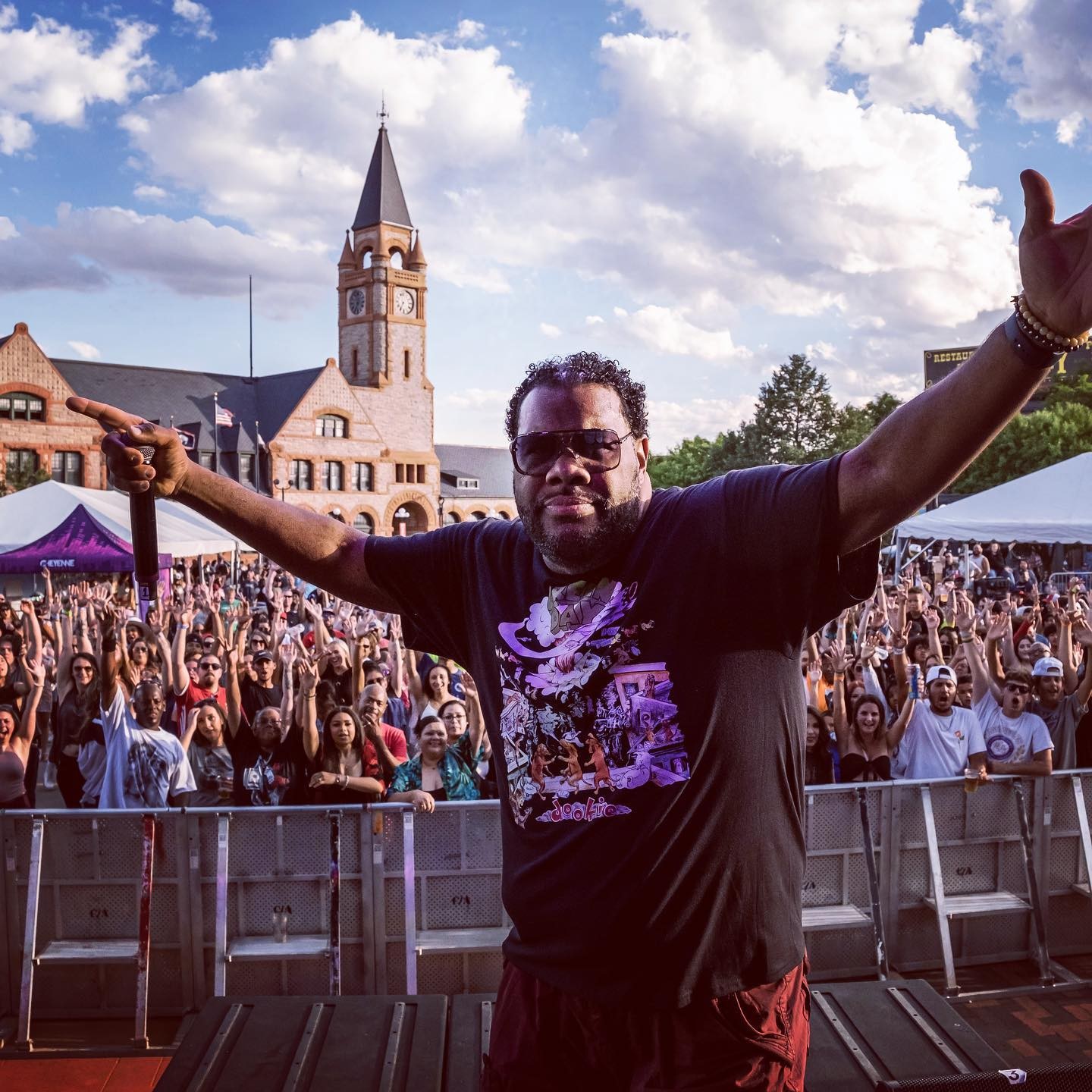 Zomrel raper Isaac Freeman III, známy ako Fatman Scoop.