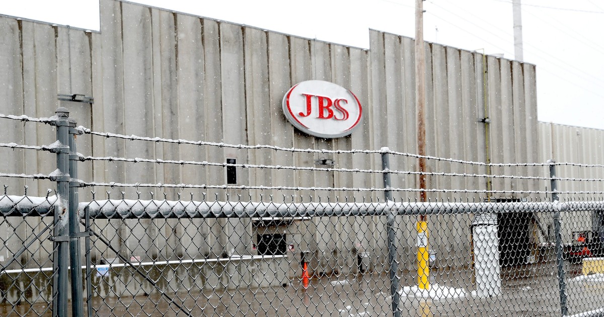 The world's biggest meat processor has paid an 11 million ransom after