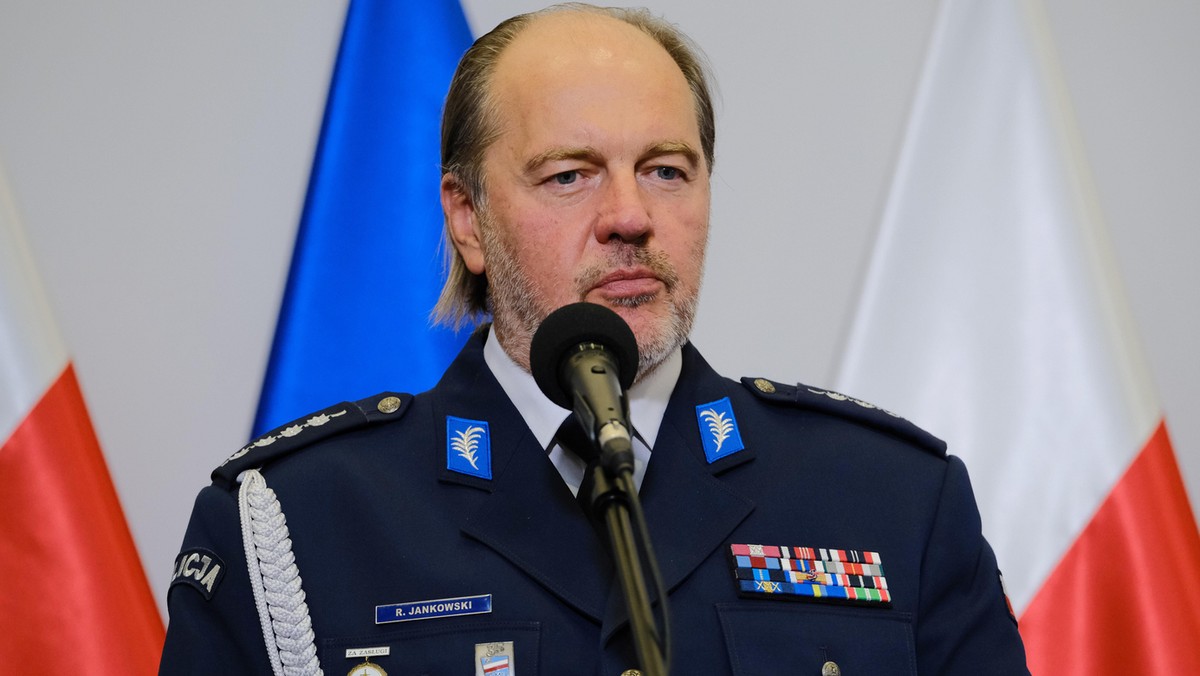 Rafał Jankowski ostro komentuje skandal w Iławie, który wywołał kontrowersje wśród policjantów [Źródło: Onet]