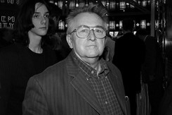 'Wybitny twórca, człowiek bezkompromisowy, ostry w sądach, zadziorny' - politycy wspominają Kazimierza Kutza