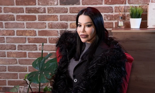 "PRIČAO MI JE O S... SA NJOM!" Žana Omnia razvezala jezik o Vanji Živić i bivšem mužu Bobancu