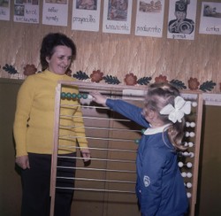 QUIZ Szkoła w PRL. Tylko jeśli pamiętasz tamte czasy, masz szansę zdobyć 17/17