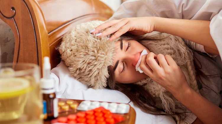 Az influenza legyengíti a szervezetünket, immunrendszerünket C-,és D-vitamin pótlással tudjuk erősíteni.