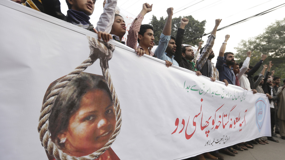 Pakistańska chrześcijanka spędziła w więzieniu osiem lat po tym jak została oskarżona o bluźnierstwo przeciw Mahometowi. Tłumy na ulicach domagały się dla niej kary śmierci. Czy takie sytuacje przekreślają szanse na chrześcijańsko-muzułmański dialog?