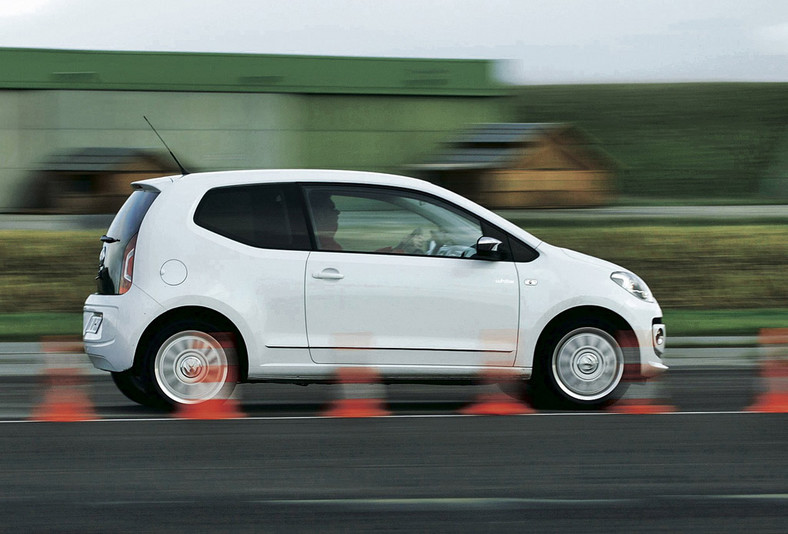 Volkswagen UP! kontra Peugeot 107 i Ford KA: mały Volkswagen w natarciu