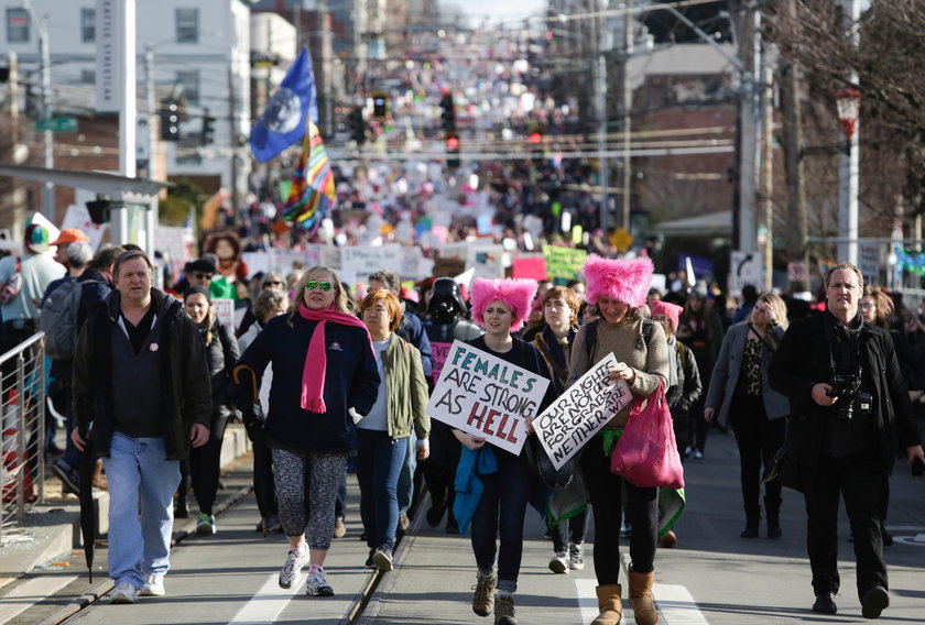 Marsze kobiet przeciwko Trumpowi