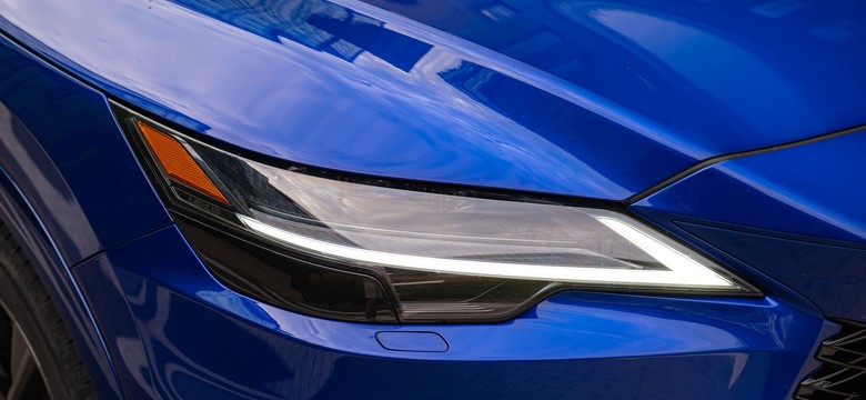 Nowy Lexus to przełom. Hybryda nie ma już największej wady