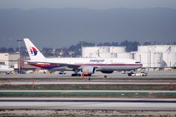 Nowy trop w sprawie zaginionego boeinga? Okręt wykrył sygnały...