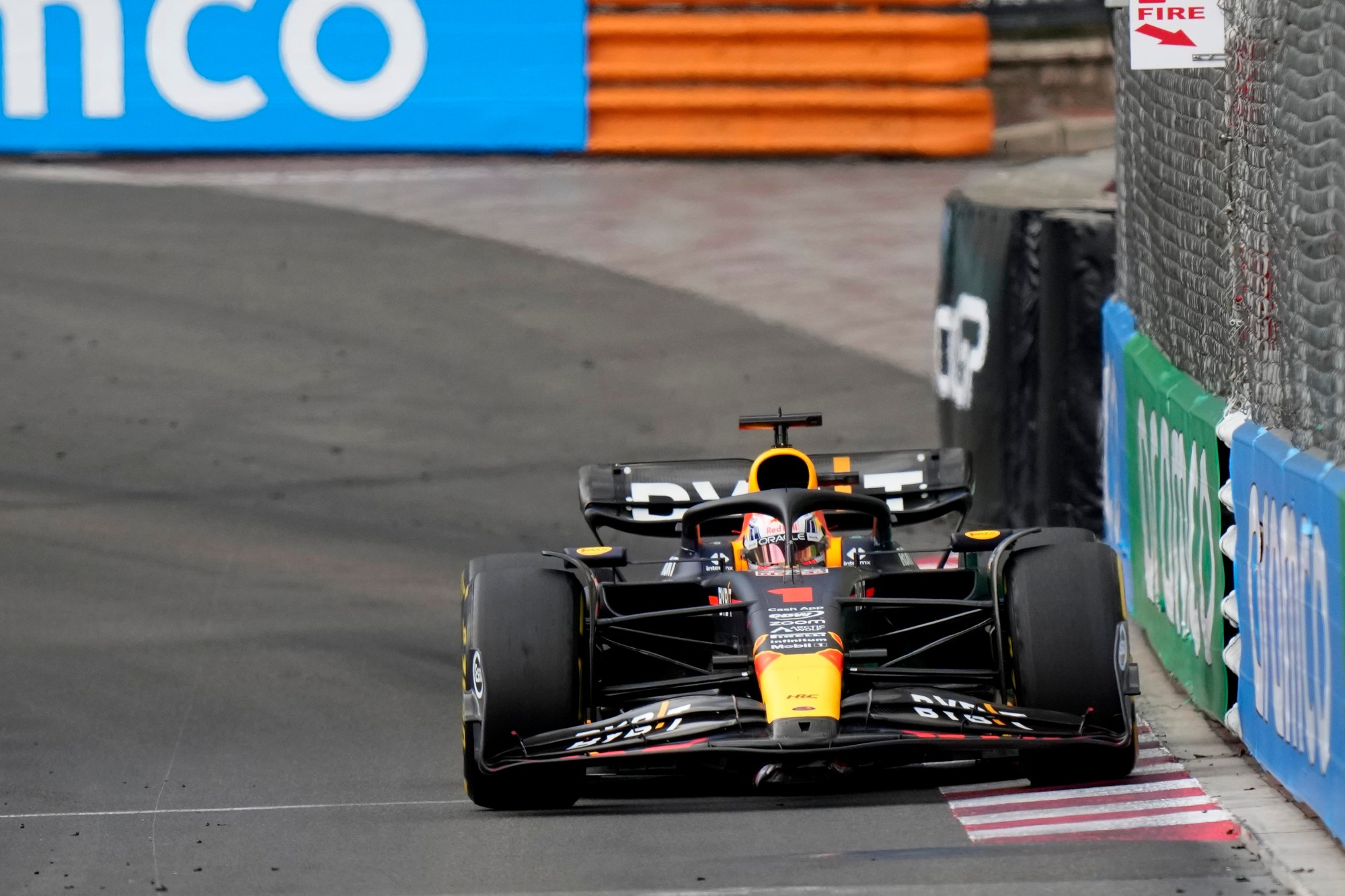 Pilot Red Bullu Max Verstappen z Holandska.