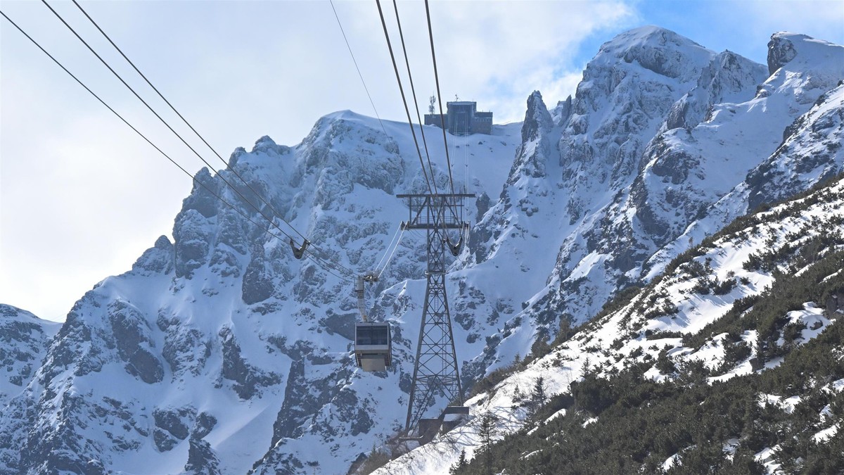 Winter record in spring. There was no snow on Kasprowy all winter