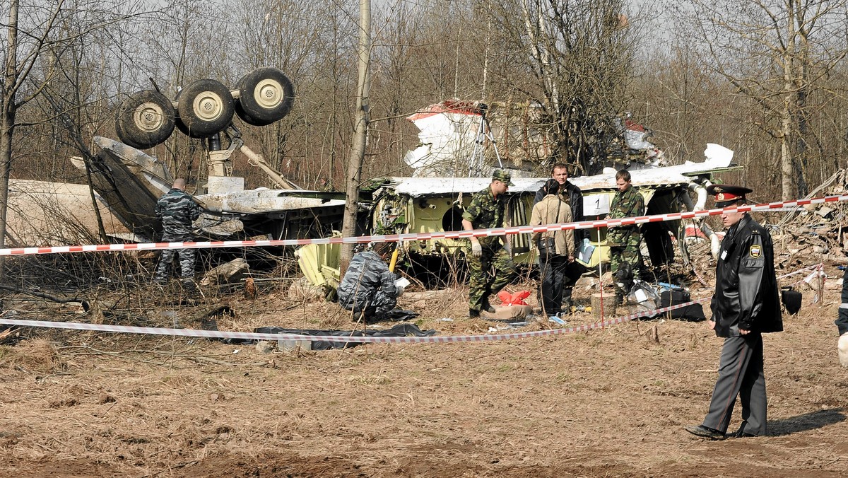 "Rzeczpospolita": Na zbliżającą się rocznicę katastrofy smoleńskiej polscy reżyserzy przygotowują filmy poświęcone wydarzeniom 10 kwietnia 2010 r. Jak ustalił dziennik będzie ich sześć.