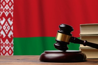 Aleś Bialacki skazany na 10 lat więzienia przez sąd w Mińsku