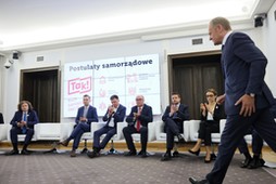 W niedzielę wieczorem liderzy przyszłej koalicji mają przypieczętować umowę dotyczącą podziału stanowisk w Sejmie