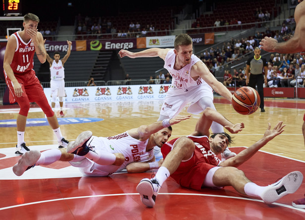 Eliminacje EuroBasket 2021: Mike Taylor powołał 24 koszykarzy