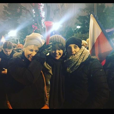 Karolina Korwin Piotrowska na demonstracji KOD