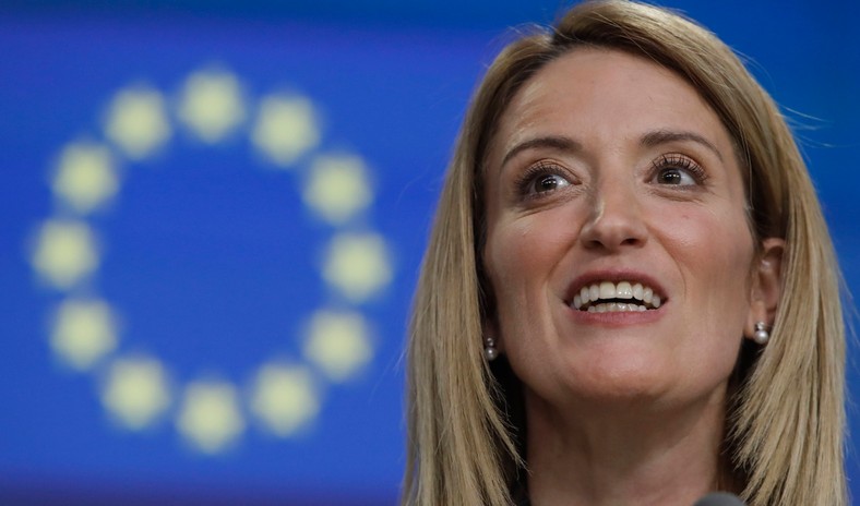 Przewodnicząca Parlamentu Europejskiego Roberta Metsola podczas szczytu UE w Brukseli, 23 marca 2023 r.