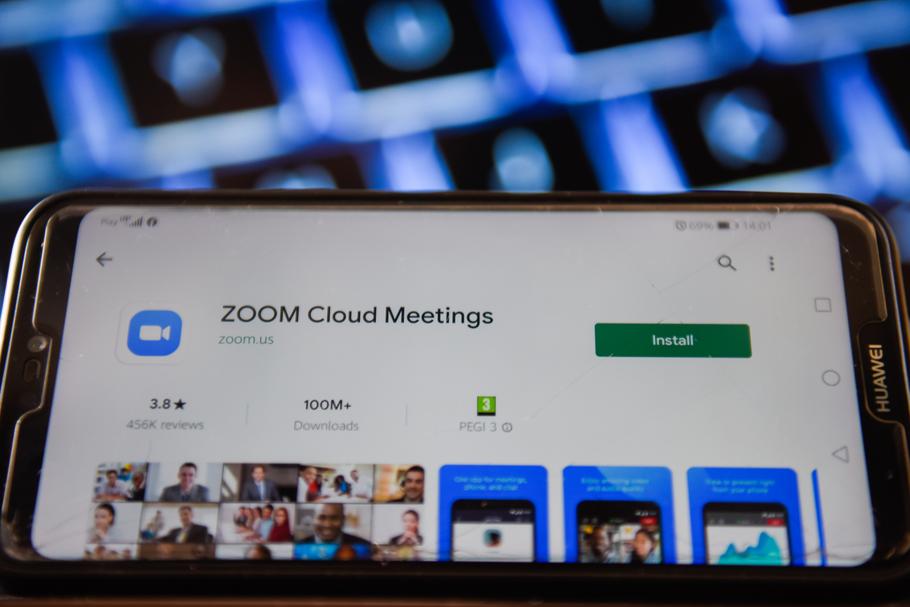 Zoom ma już ok. 370 tys klientów korporacyjnych zatrudniających ponad 10 pracowników