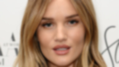 Rosie Huntington-Whiteley odsłoniła boskie ciało