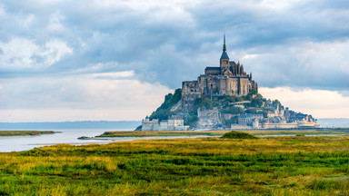 Mont Saint-Michel: 1000-letnie świadectwo francuskiego męstwa