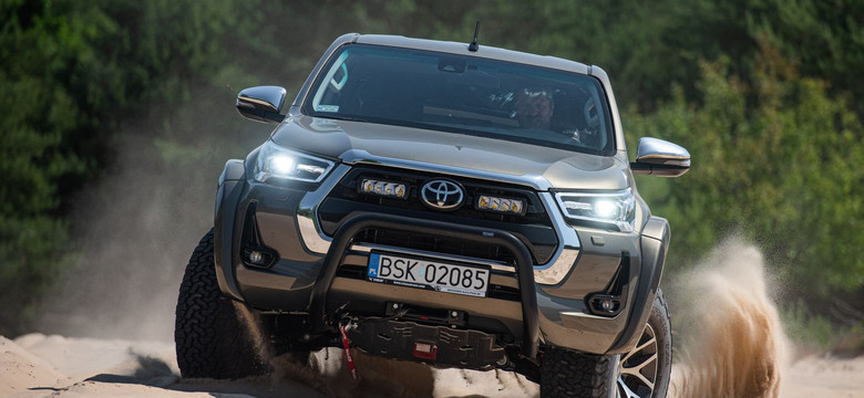 Toyota Hilux Arctic Trucks już w Polsce, to polarna bestia wśród samochodów