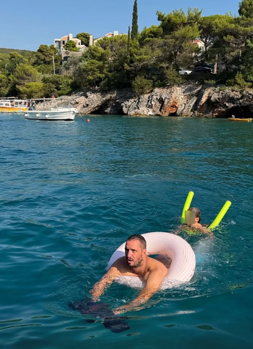 Viktor Troicki sa ćerkom