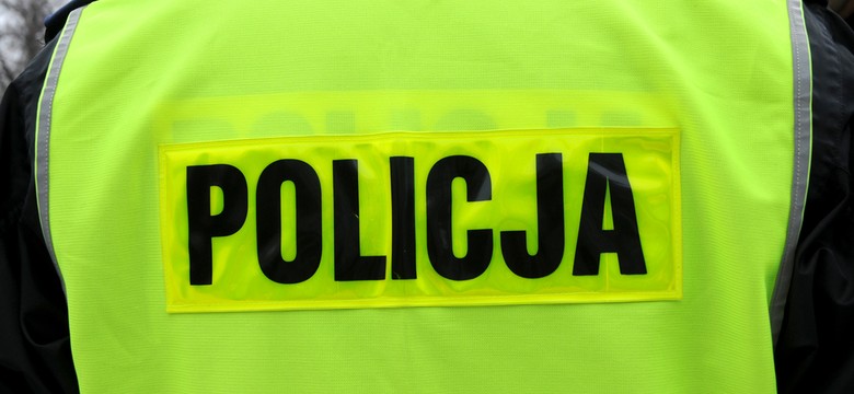 Emerytowany strażnik więzienny udawał policjanta