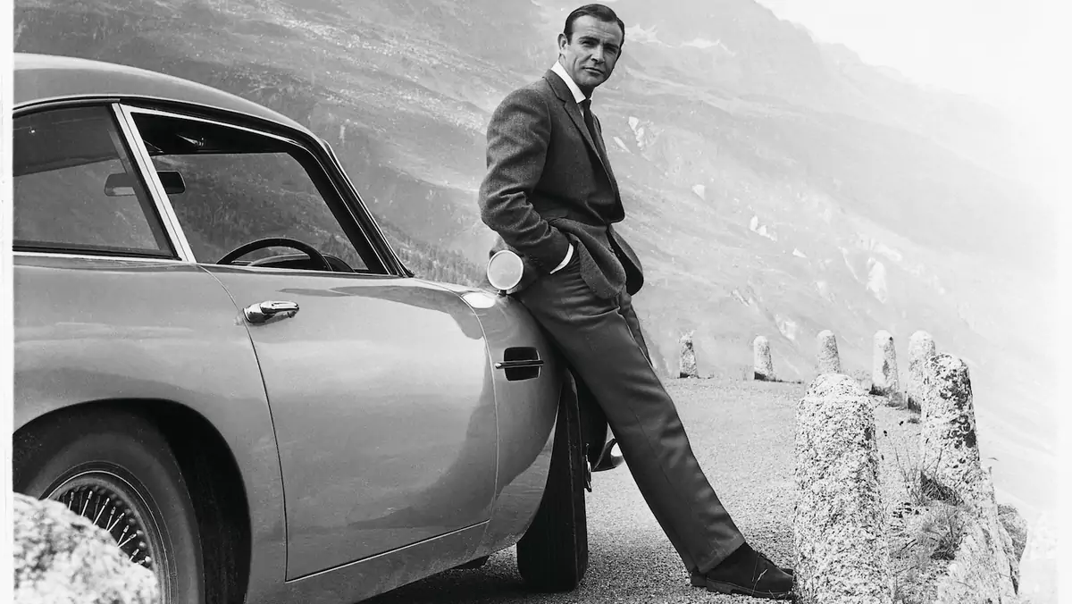 Aston Martin DB5 z filmu "Goldfinger"