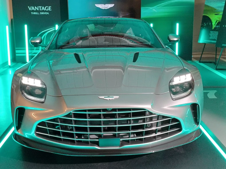 Aston Martin Vantage 2024