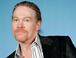 Axl Rose został okradziony w Paryżu