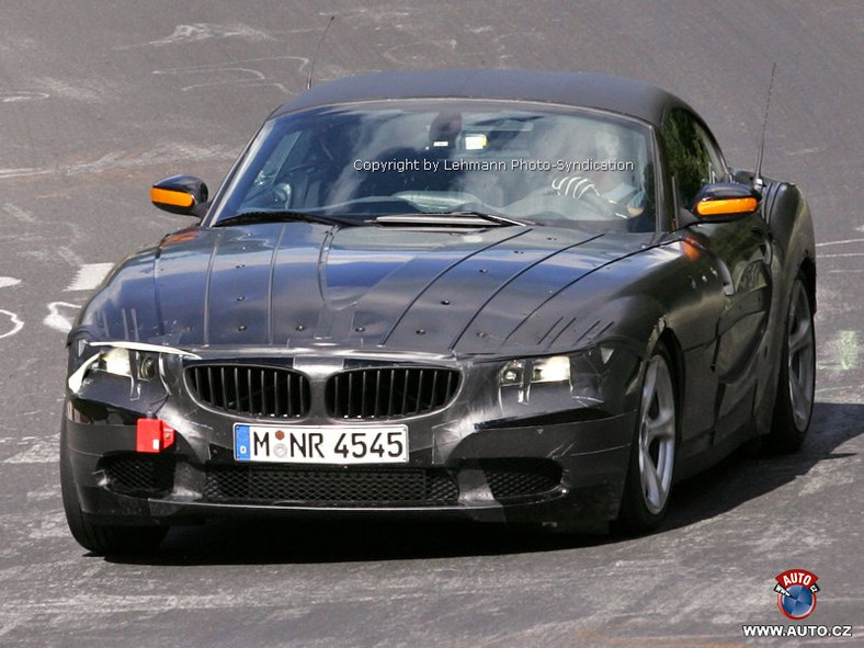Zdjęcia szpiegowskie: BMW Z4 – świeża krew