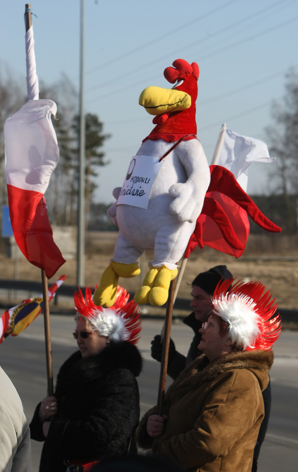 POLICHNO SAMOOBRONA PROTEST