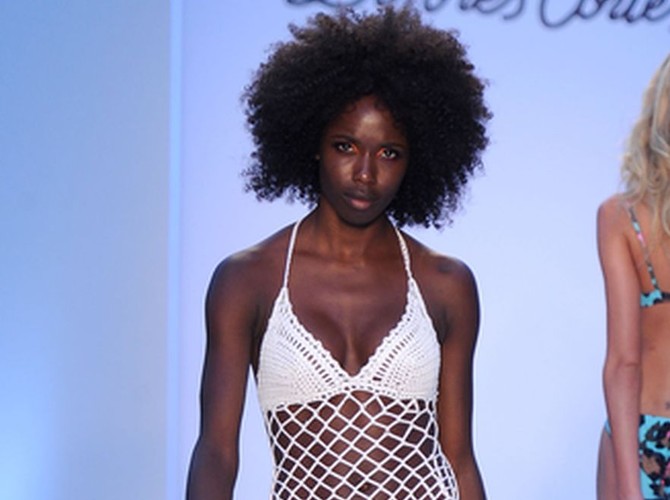 Makijaż na plażę: propozycje na sezon wiosna-lato 2012 z pokazów Mercedes Benz Fashion Swim Week