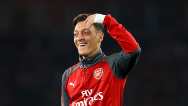 Media: Mesut Oezil coraz bliżej przedłużenia umowy z Arsenalem Londyn