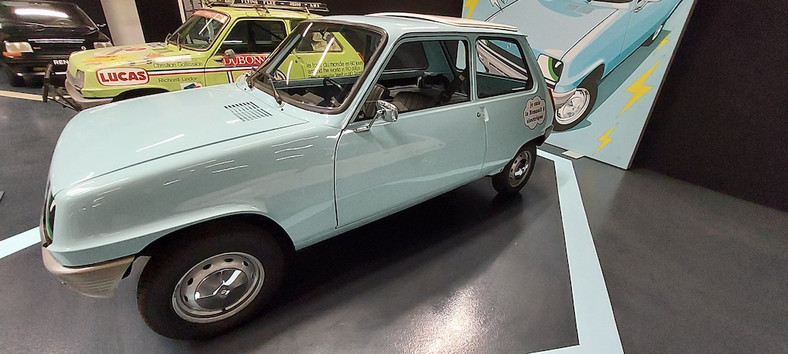 50 lat Renault 5