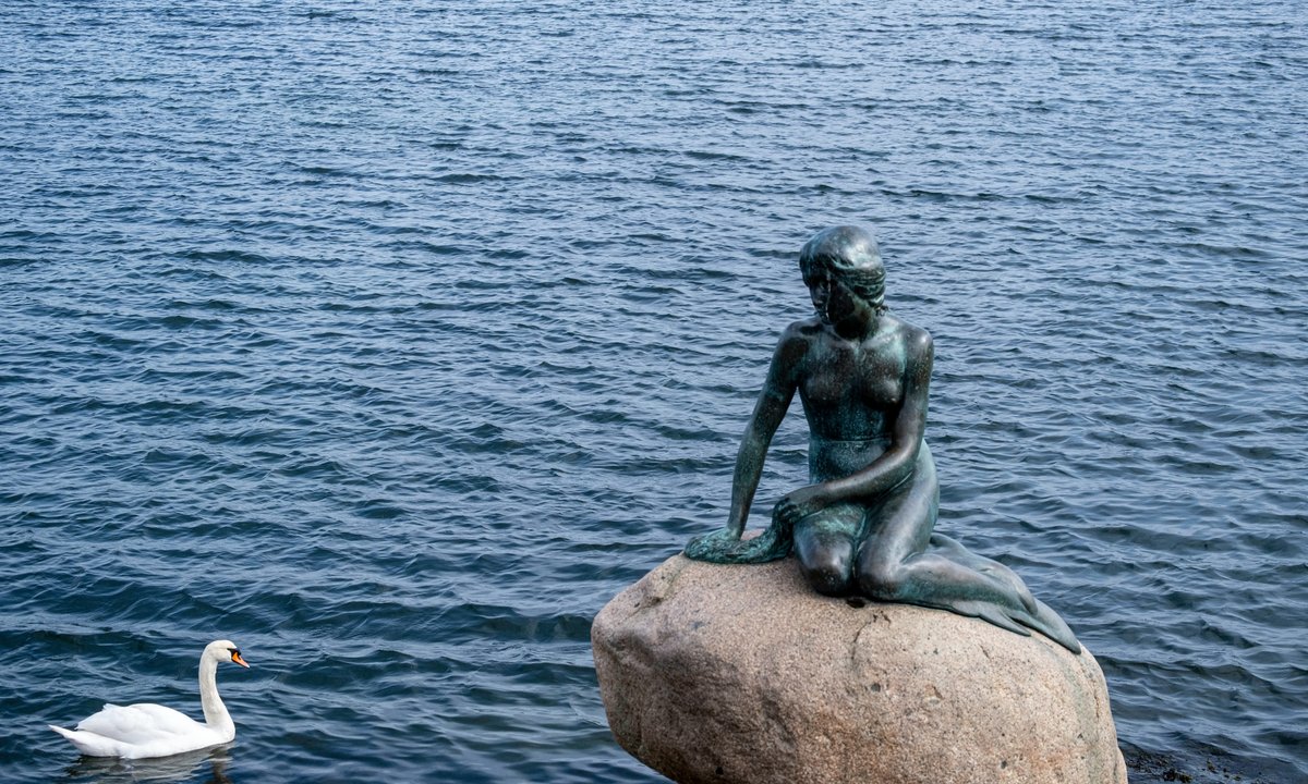 "Mała Syrenka" do wywalenia. "Za brzydka i zbyt pornograficzna"