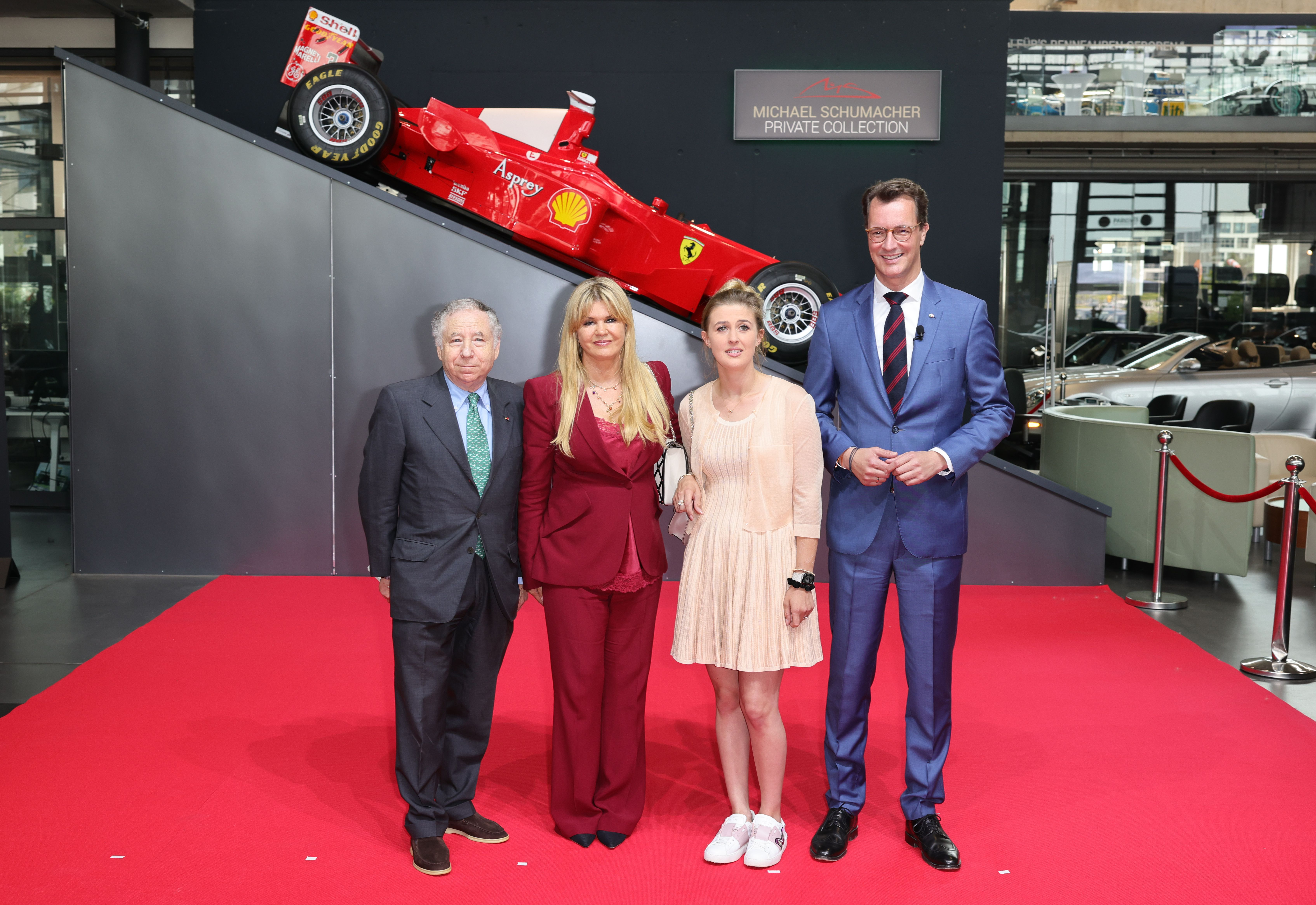 Nach Erpressungsversuch: Corinna Schumacher schottet Michael ab