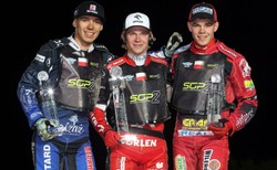 MŚJ na żużlu. Polskie podium w pierwszym finale w Pradze