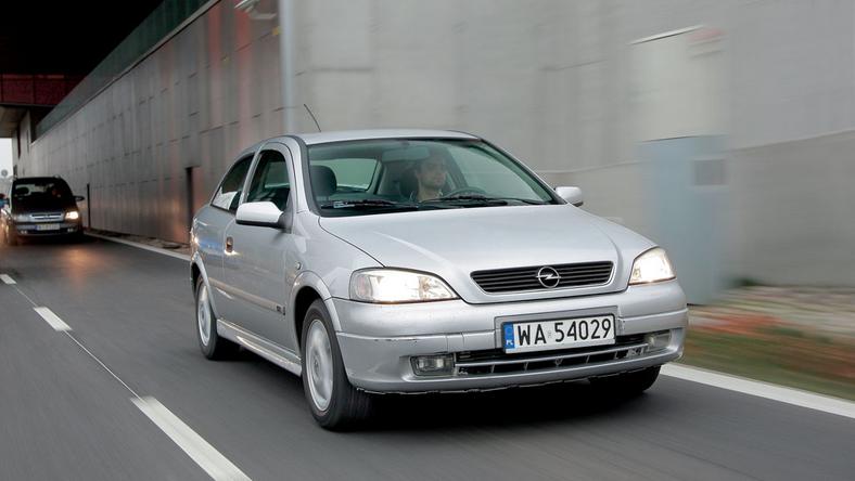Opel Astra 2. generacji który silnik wybrać 1.4 czy 1.6?