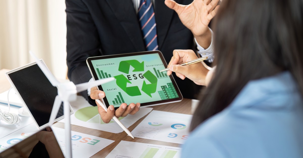 Omnibus na rozdrożu. Firmy nie mogą być pewne co je czeka w sprawie ESG