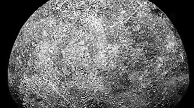 A Merkúr köpenye felrobbant, majd elfújt a szél. /Fotó:NorthFoto