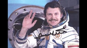 Felköszöntöttük a 70 éves Farkas Bertalant: elmesélte, mit csinál  mostanában az első magyar űrhajós - Blikk