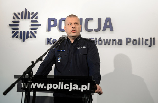 PiS odpowiada na zarzuty PO: Dymisja Zbigniewa Maja nie rzutuje na pracę Policji