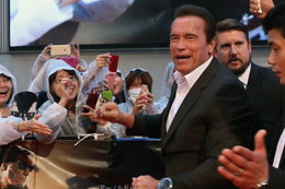 Arnold Schwarzenegger zastąpił Trumpa. Będzie prowadził popularne reality show