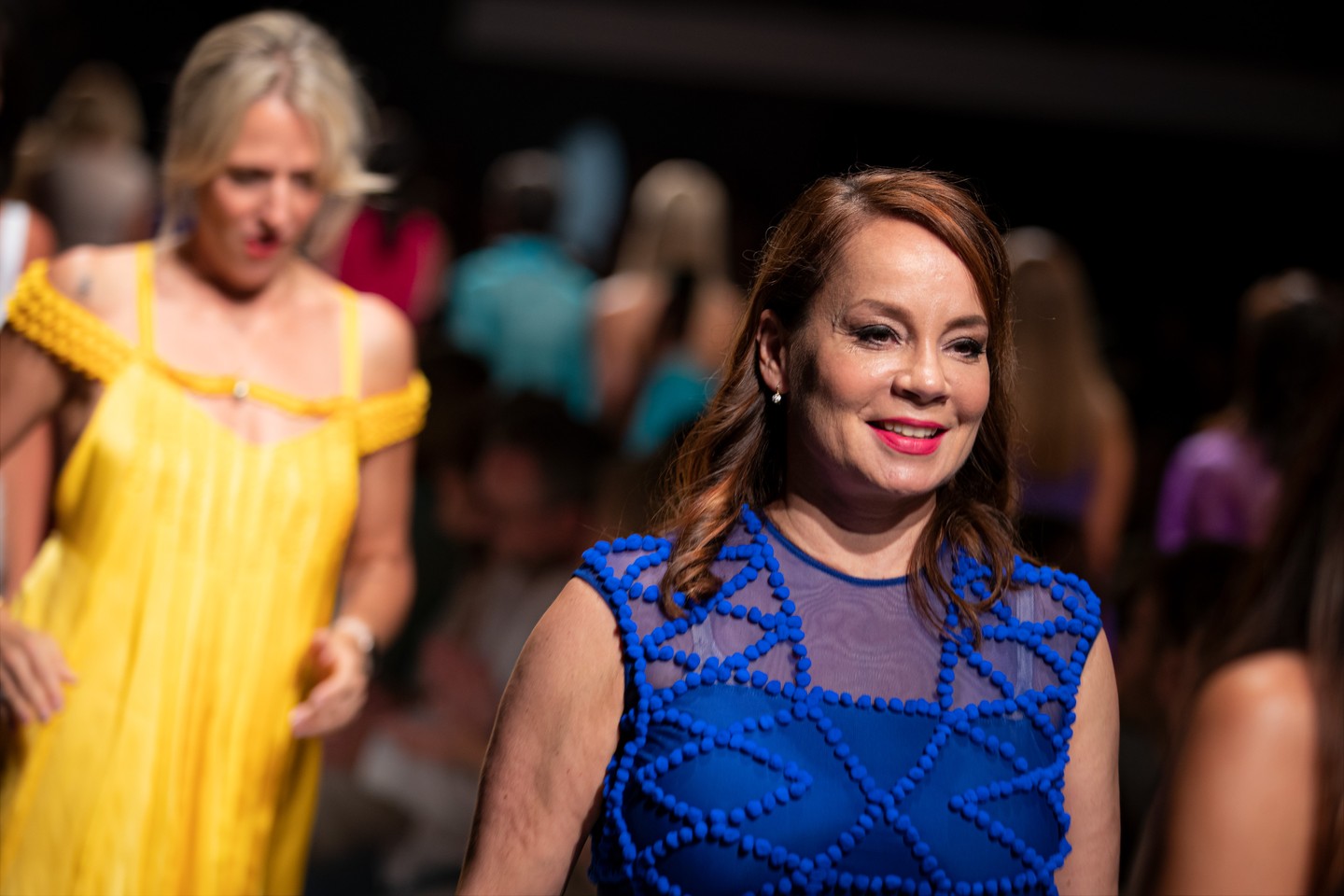 Dr. Csisztu Zsuzsa sportriporter, műsorvezető a Viktória Varga bemutatóján a BCEFW-n