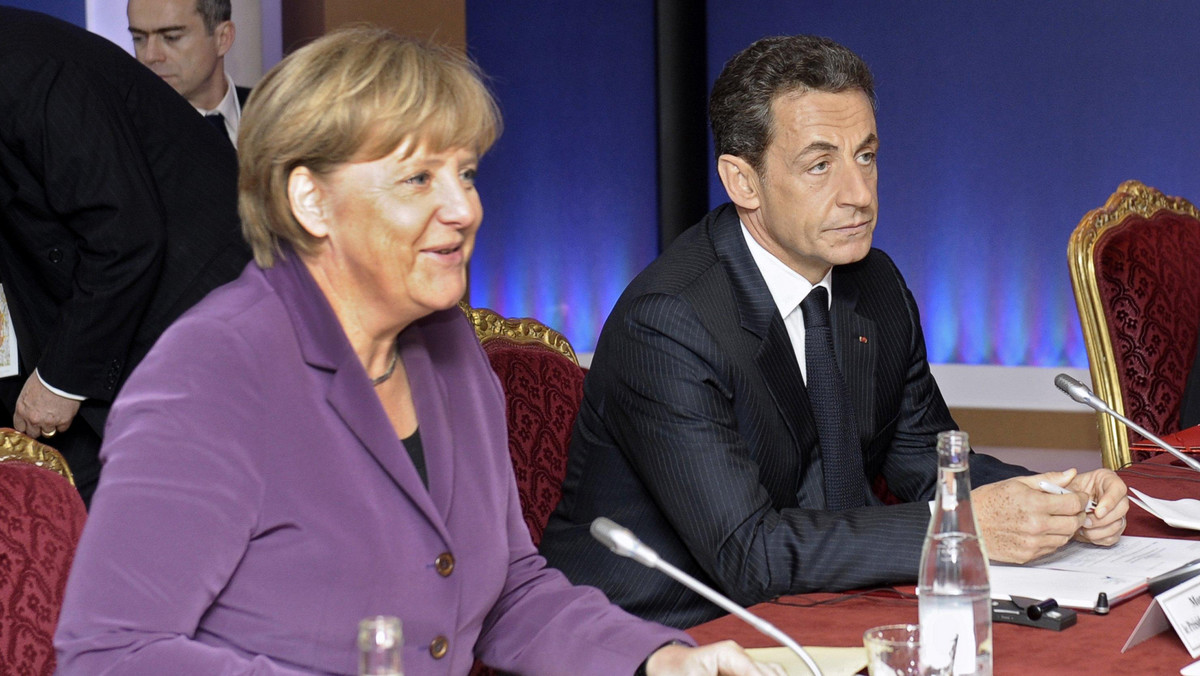 Niemiecka kanclerz Angela Merkel i prezydent Francji Nicolas Sarkozy rozważają przeforsowanie w UE nowego paktu stabilności w formie umowy międzypaństwowej - informuje w sobotę dziennik "Bild", powołując się na źródła dyplomatyczne.
