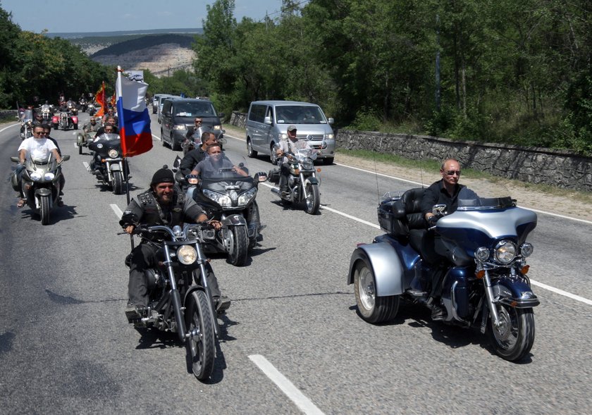 "Wilki" Putina przejadą przez Polskę!