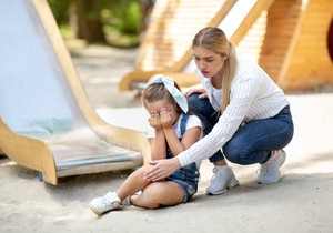 Statistike ukazuju na to da je najčešći uzrok povreda na igralištima pad sa visine