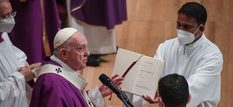 Franciszek w Grecji: nie lękajcie się małości