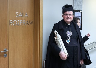 Sąd zmienił wyrok dla ks. Natanka za słowa o dzieciach z in vitro. Co orzekł?