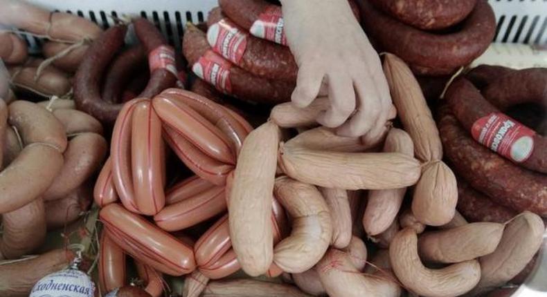 Processed meat can cause cancer, red meat probably can - WHO